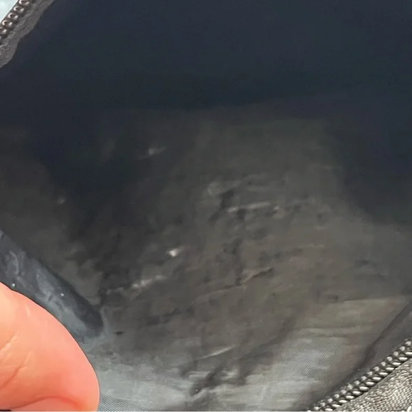 Formfit black belt bag - Picture 4 of 5